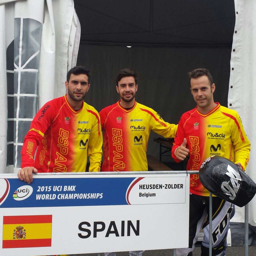 Rubén Tanco, Javier Morales y Borja Carrasco, en el circuito.