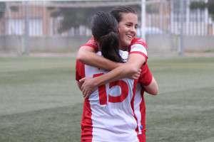 María Neira y peke se abrazan tras el encuentro | BD