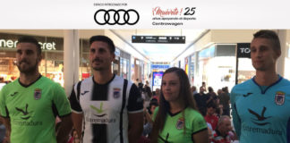 La camiseta del CD Badajoz se presenta con novedades en franjas y en los colores