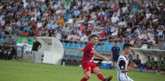 El Recreativo saca de quicio al Badajoz (0-1)