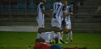 El Badajoz de Nafti gana con cabeza y corazón (2-1)