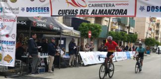 Rubén Tanco triunfa en Almería y sigue líder de la Copa