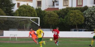 El Badajoz saca su Gracia (1-5)