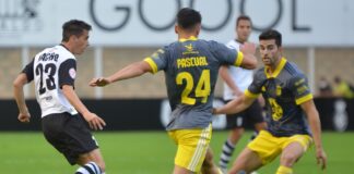 El Badajoz logra su primera victoria a domicilio ante el Real Unión (1-2)