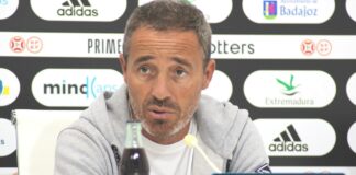 Óscar Cano: “Los que guían la nave son los que se visten de corto”