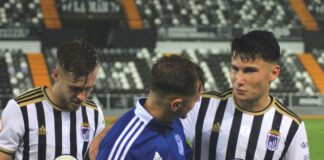 El Badajoz despide el año a un paso del playoff