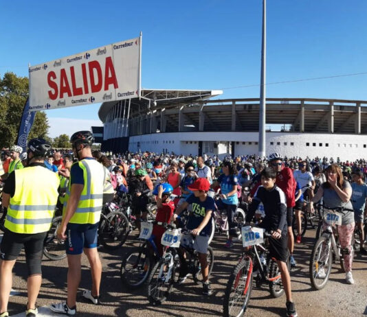 Goneryl Pies suaves Parte Día de la bicicleta - Badajoz Deportes