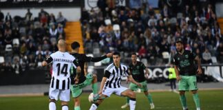 Carlos Cinta vuelve a amargar el día al Badajoz