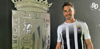 «Nos debemos al escudo y a los colores del Badajoz»