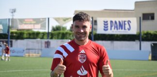 Javi Galán: «Me encanta pasar tiempo con los chicos de mi ciudad»