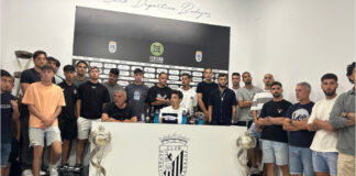 El Badajoz anuncia huelga indefinida si FIFA no levanta el bloqueo