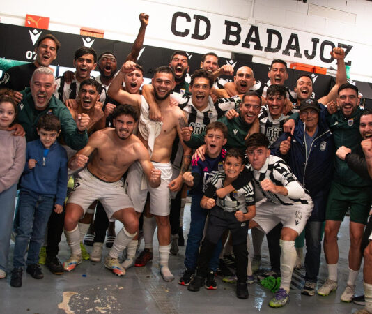 El Badajoz de Ávila también sabe remontar