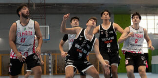 Baloncesto Badajoz y Vítaly La Mar tiran del carro pacense en Primera Nacional