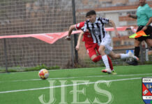 El Badajoz golpea en Cáceres y prolonga su gran momento