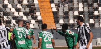 Un latigazo en el descuento frena al Badajoz