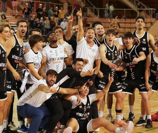 El Vítaly La Mar BCB conquista el derbi y se corona campeón de la fase regular