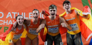 David García Zurita hace historia con España: plata mundial y récord nacional en el 4×400 mixto