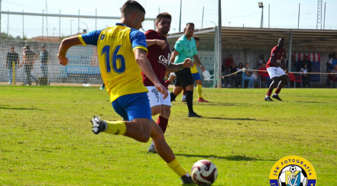Cara y cruz pacense en Primera Extremeña