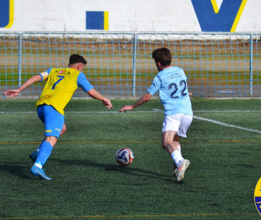 Doble ración de empates para los equipos pacenses en Primera Extremeña