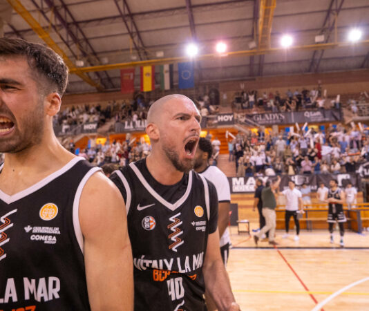 El Vítaly La Mar BCB tira de épica y mantiene intactas sus opciones de ascenso