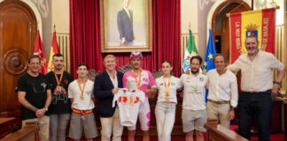 El Ayuntamiento homenajea a los campeones pacenses tras sus éxitos nacionales